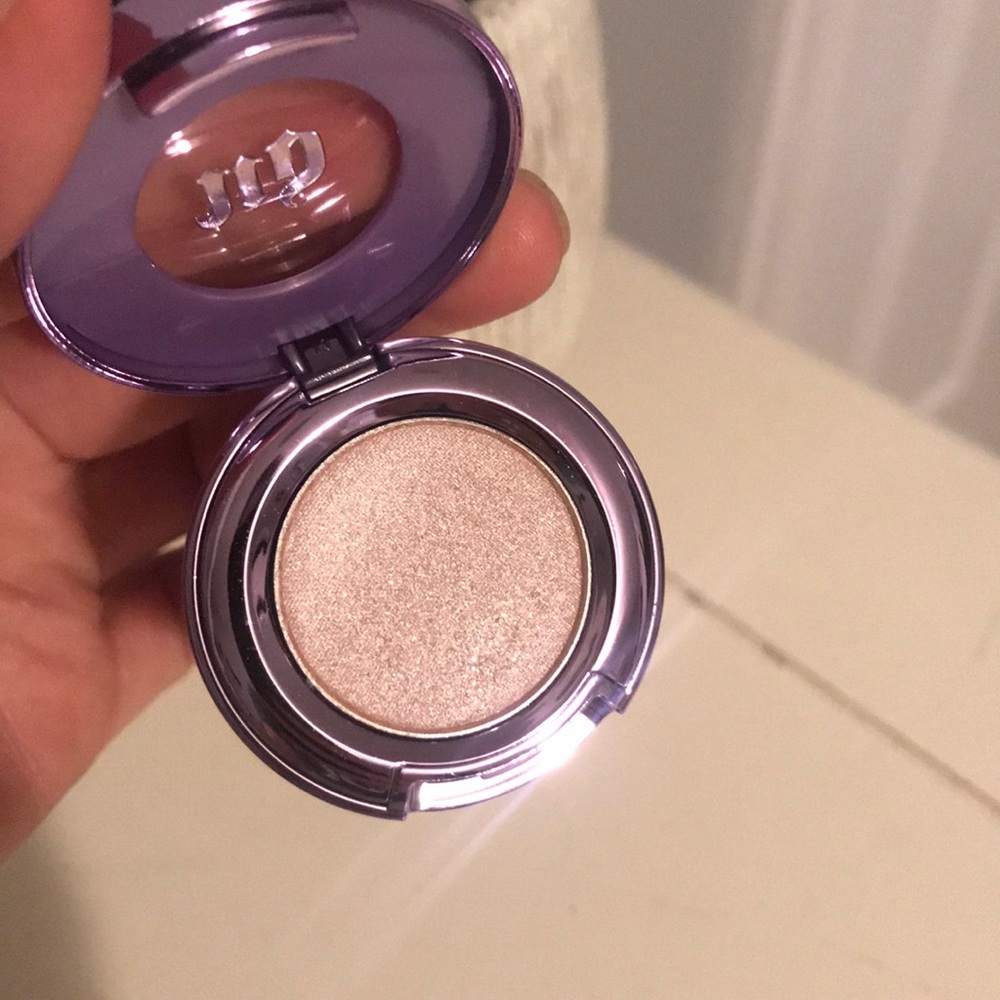 Urban decay Shadow
